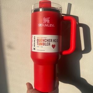 RED Stanley (Valentines Day Limited Edition)